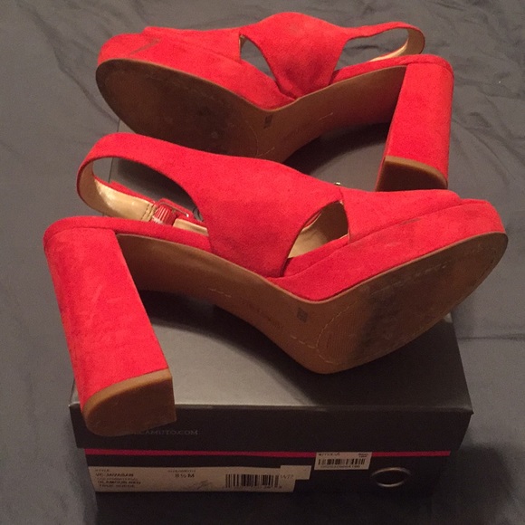 VINCE CAMUTO RED JAVASAN PLATFORM SHOES - Picture 5 of 6